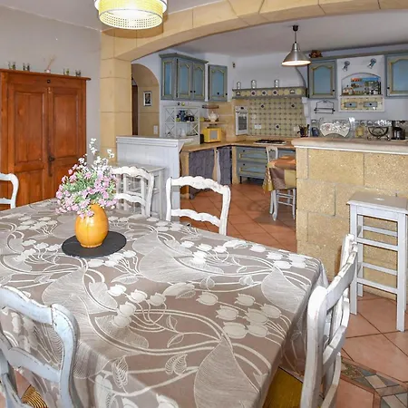 Ferienhaus Teissier 1 *